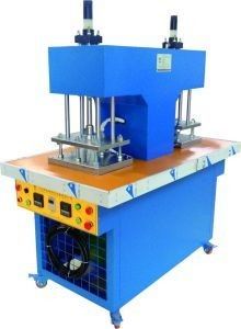 Dijital Otomatik Giysi Çakma Makinesi Yüksek Frekanslı Hidrolik