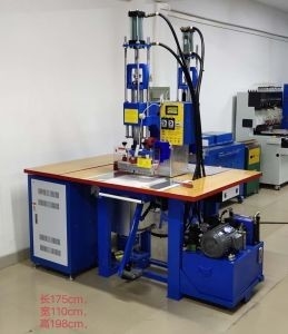 Tişört giyim baskısı makinesi 5kw PVC yarı otomatik